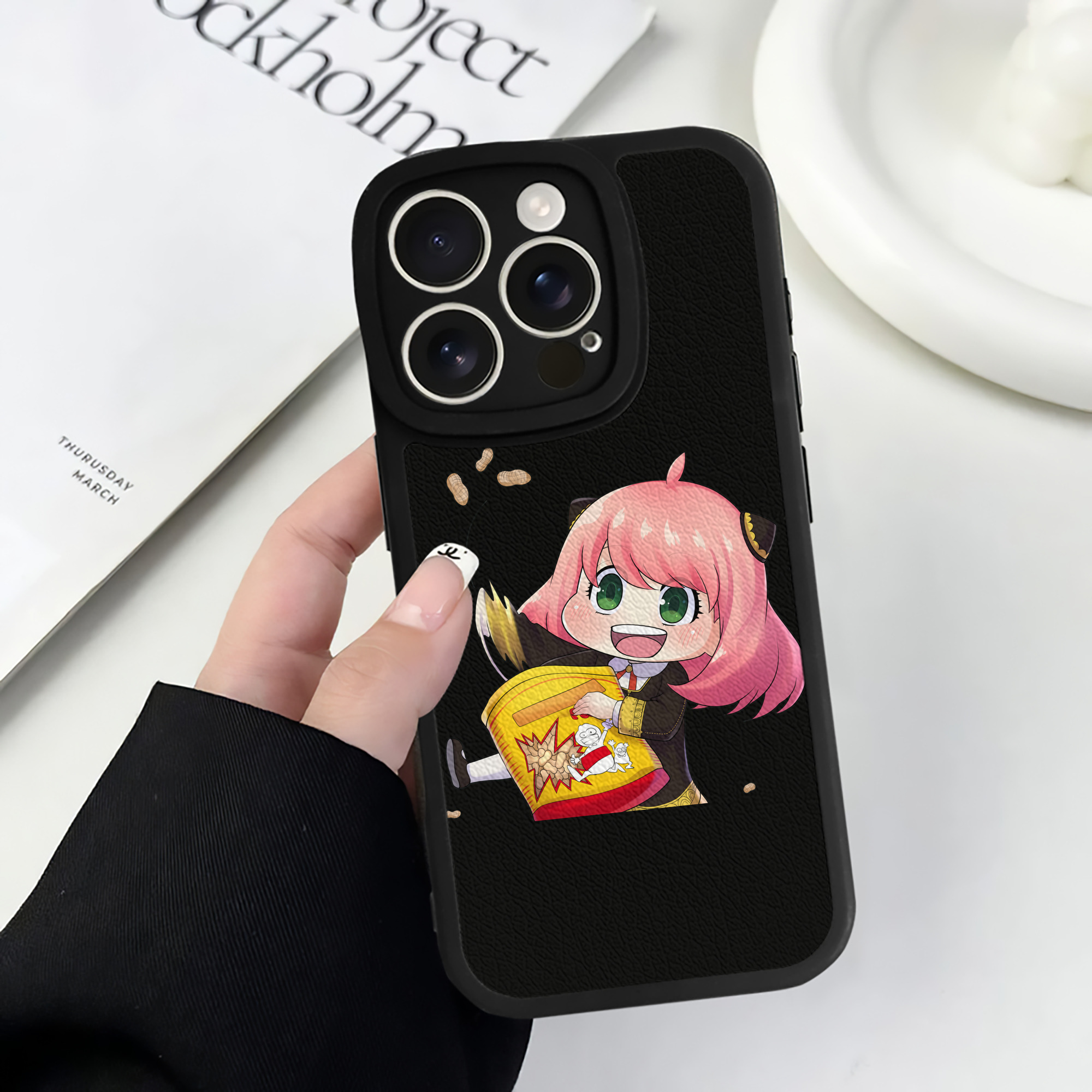 （画像用） SPY×FAMILY间谍家家酒 【iPhone 16シリーズ対応】シリコンスマホケース（レザー調） 材質：シリコン
